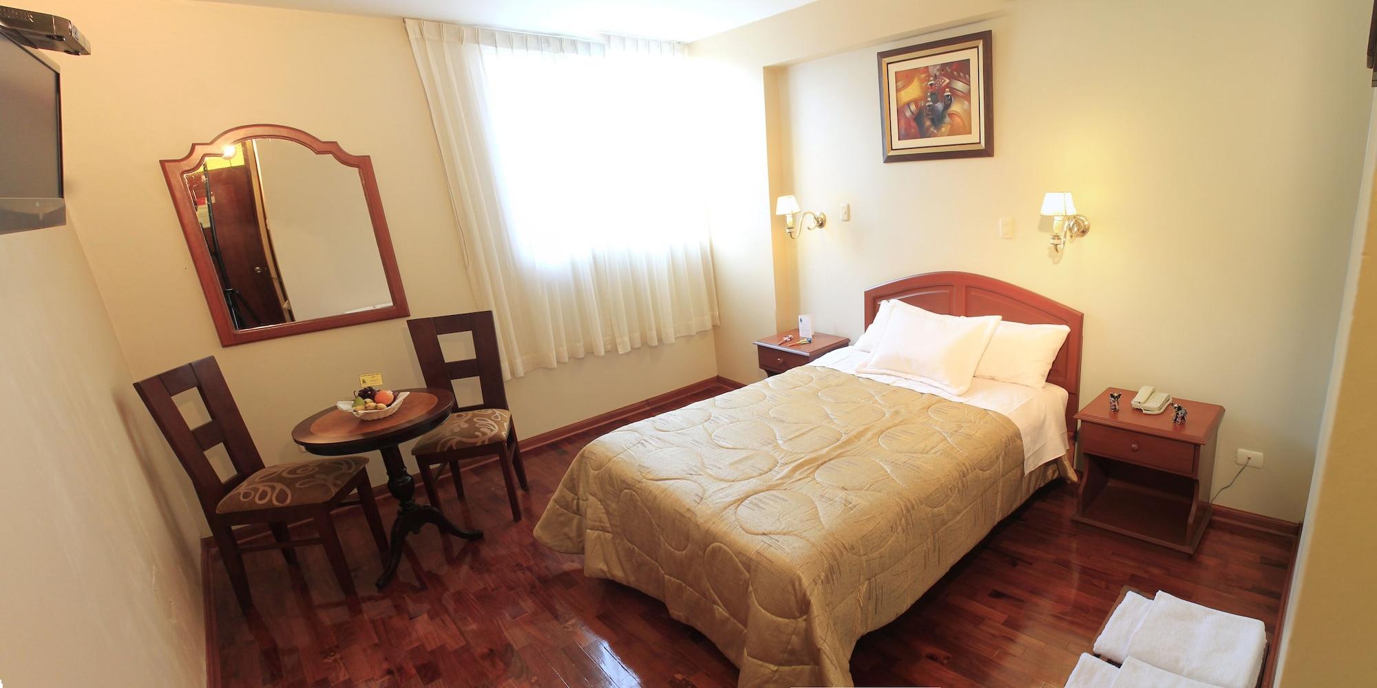 Hotel Manhattan Inn Airport Лима Экстерьер фото